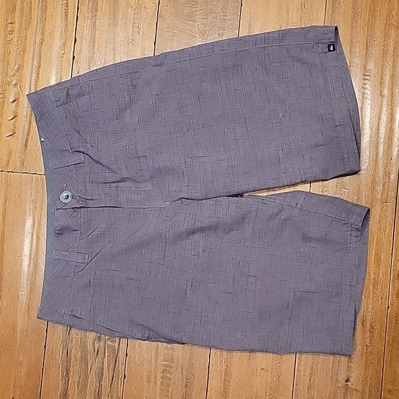 Quicksilver hybrid shorts - like new - size 27 - Picture 1 of 4